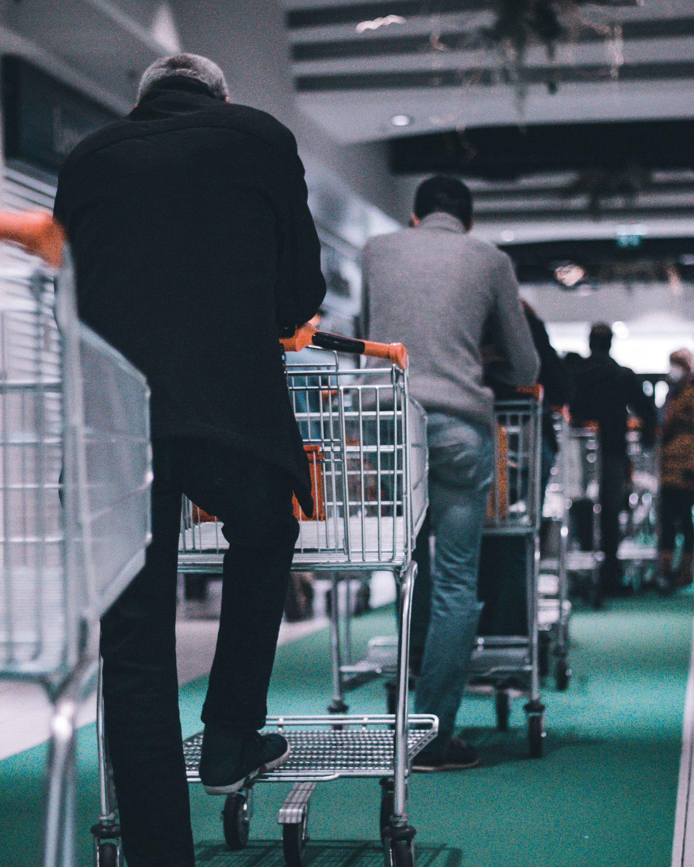 Queue in Supermarket